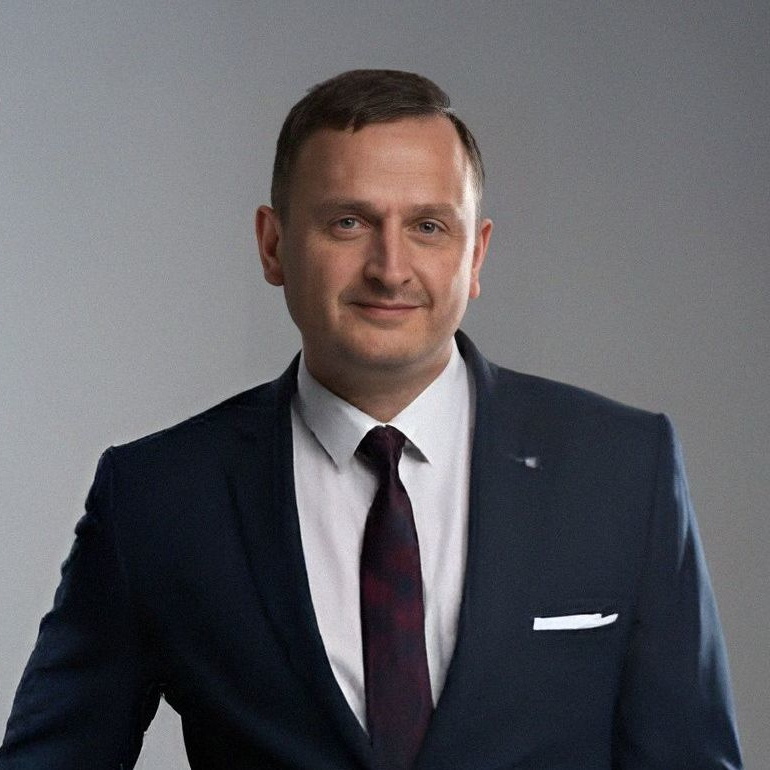 Ekspert RIU do spraw relacji z klientami biznesowymi
